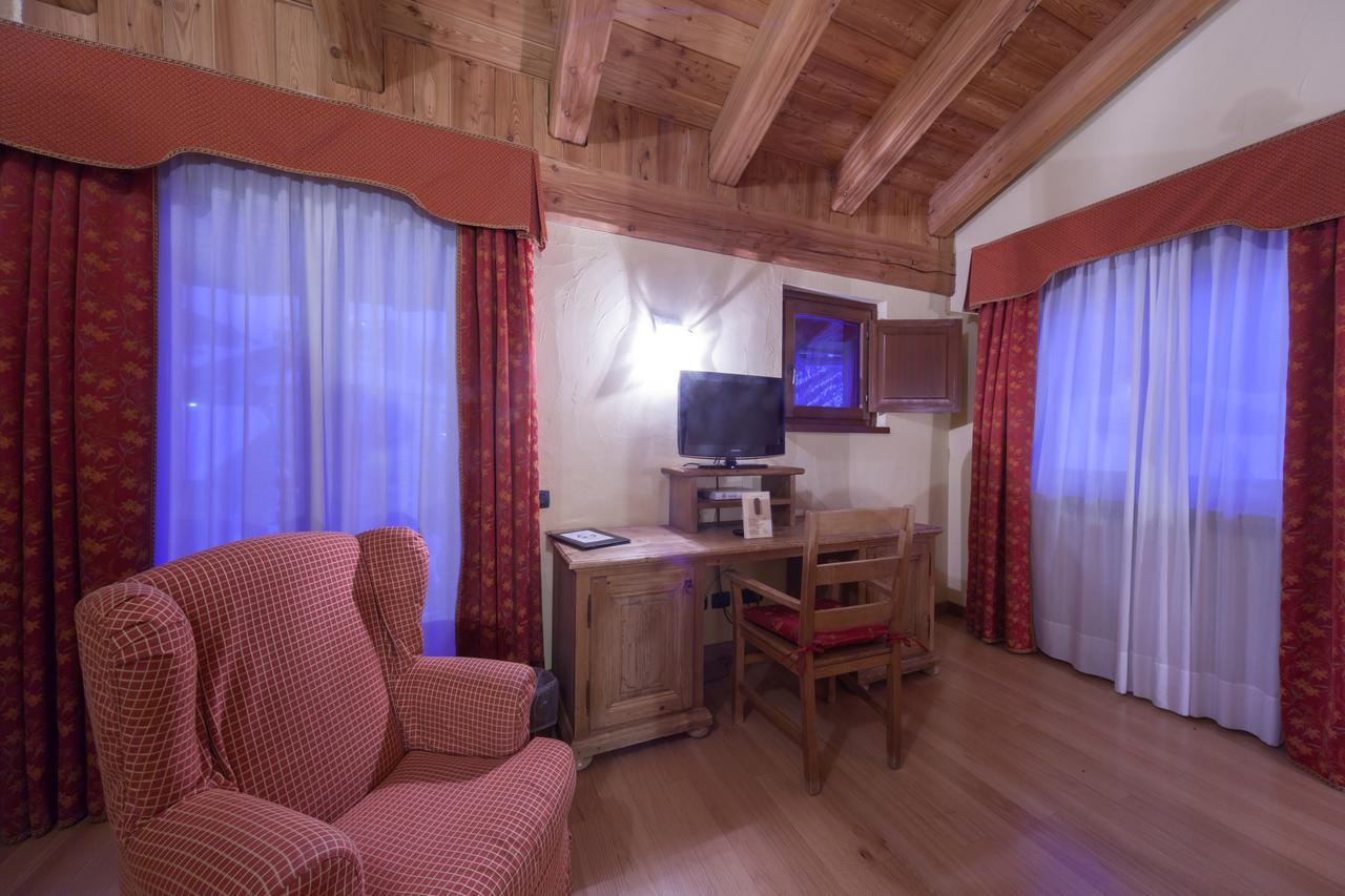 Hotel Maison Saint Jean Courmayeur Dış mekan fotoğraf