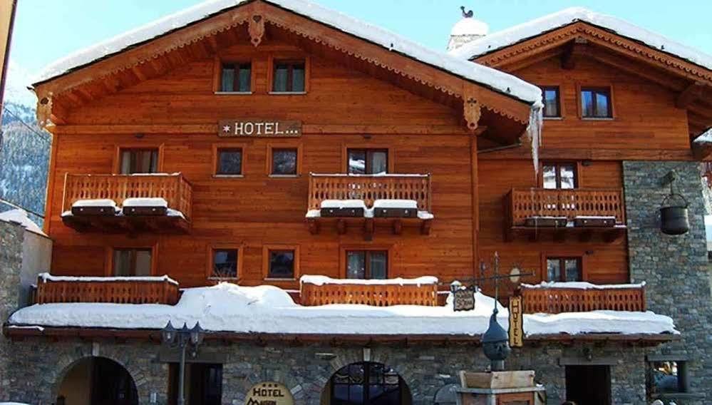 Hotel Maison Saint Jean Courmayeur Dış mekan fotoğraf